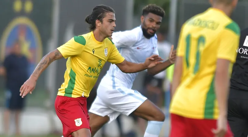 Încă un jucător fost la Unirea Constanța l-a urmat pe Dacian Nastai la Unirea Dej. Și-a făcut junioratul la Dinamo, Inter Milano și Lokeren