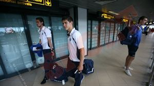 FOTO** Bosniacii au sosit la București și nu au fost așteptați de niciun fan