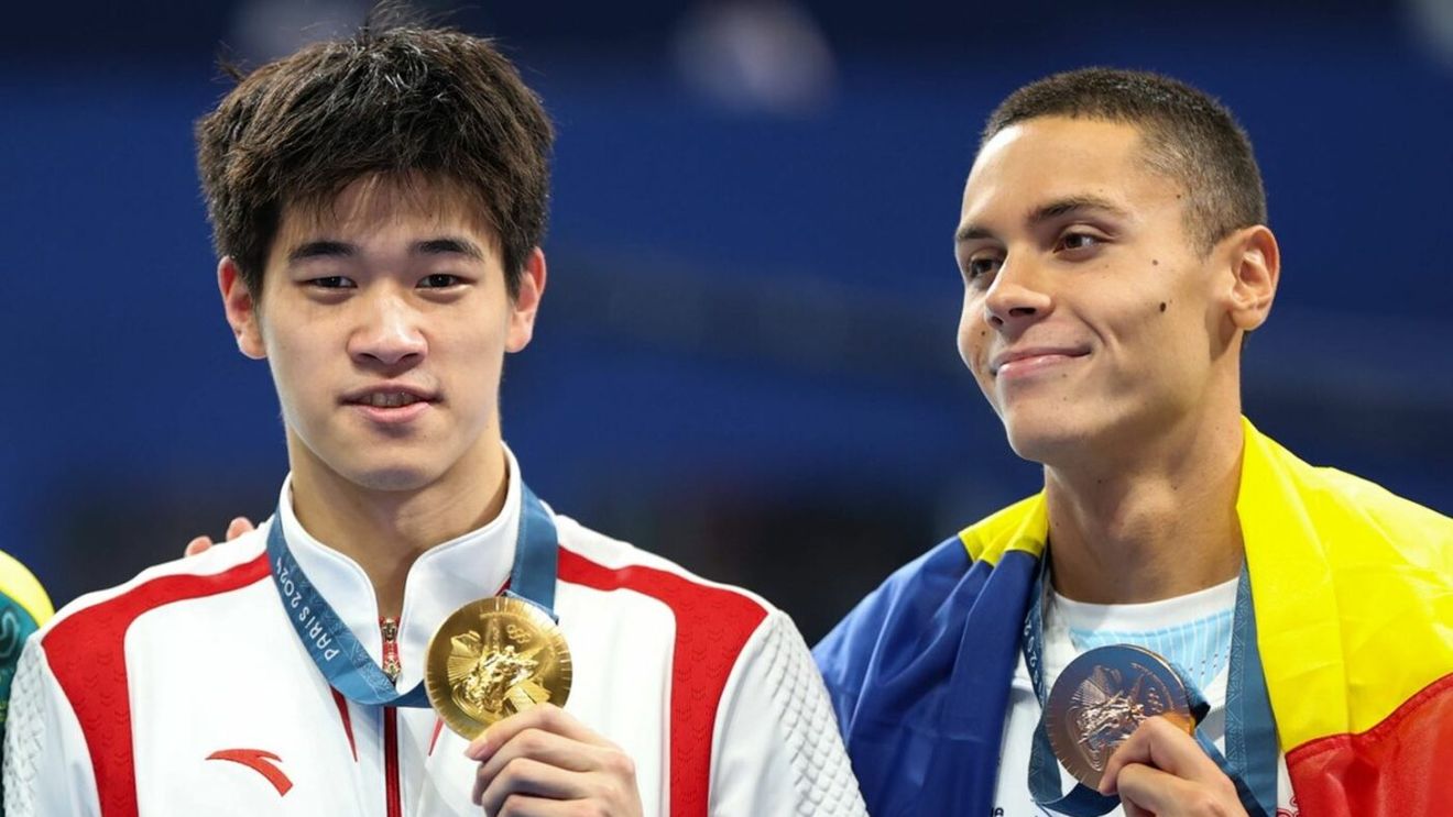 „Nu a existat așa ceva în istoria natației”. Lupta de la 100 metri dintre David Popovici și Zhanle Pan va atinge un nivel nepământean