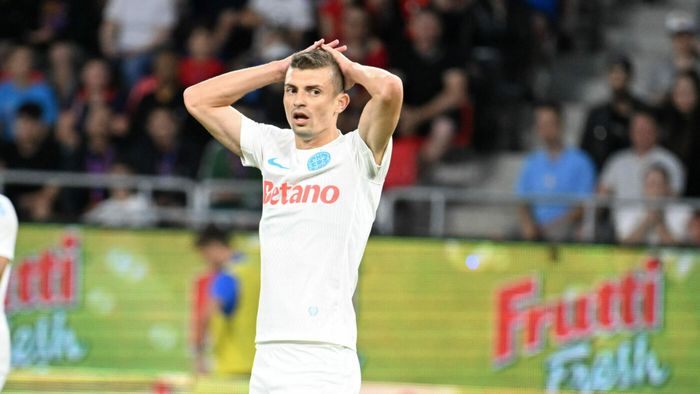 Reacția dură a comentatorilor Mihai Mironică și Cosmin Băleanu, după faultul violent pentru care Florin Tănase a luat cartonaș roșu: „Aoleu!”