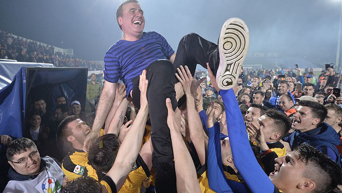 "Viitorul e acum!" Hagi este ridicat la rang de "Rege" și în Italia. Publicația Corriere dello Sport i-a făcut CV-ul lui "Maradona din Carpați"