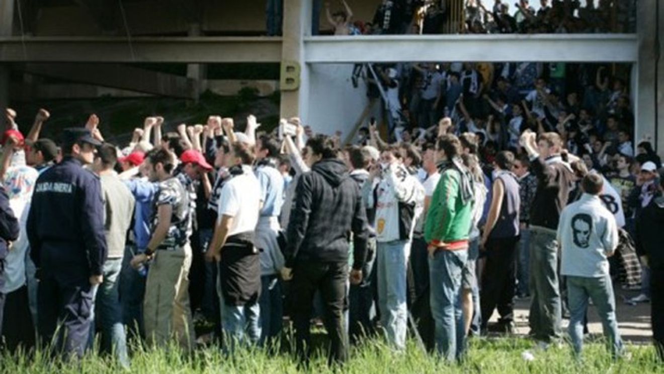 Măcel la Cluj! 20 de persoane arestate! "Am văzut persoane pline de sânge, a fost grav!"