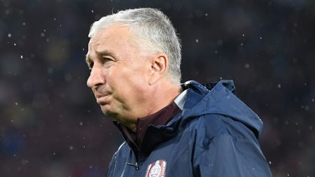 Dan Petrescu, declarația anului despre plecarea lui Louis Munteanu: „Va fi imposibil să-l înlocuim, ar fi ca și cum am câștiga la loto”