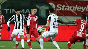 VIDEO | Tragerea la sorți a semifinalelor Cupei României! Astra Giurgiu se duelează cu Dinamo! Craiova, duel ușor cu Viitorul Pandurii Târgu Jiu