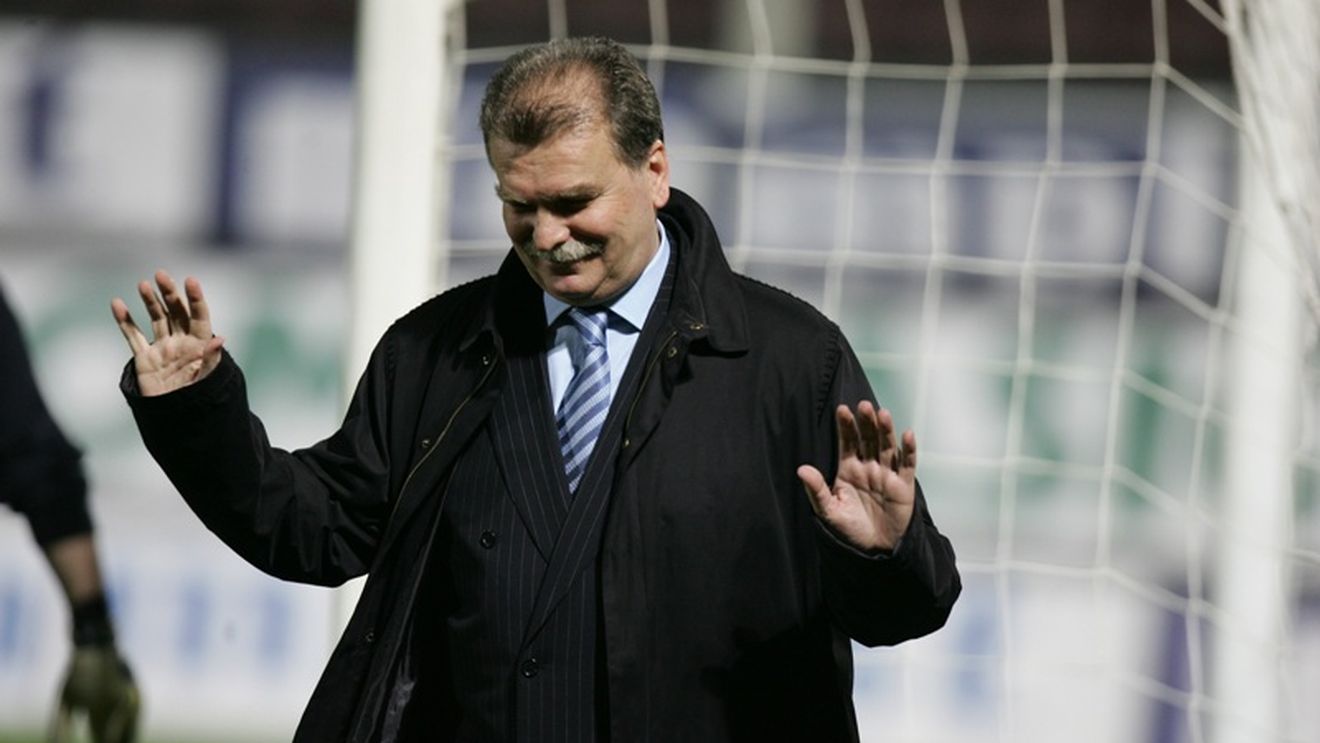 Dinu Gheorghe: "Nu avem departament de butoane"