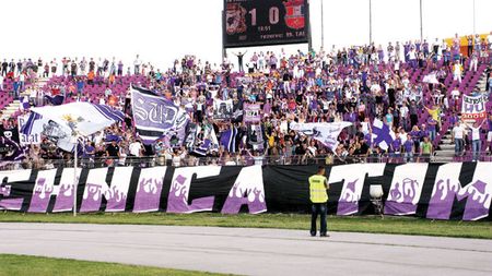Mingea e în terenul "Nașului"!** Autoritățile decid marți dacă rămân sau nu alături de Poli