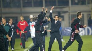 Cinci motive pentru care Rapid - Feyenoord 1-0 a însemnat, până la urmă, un deget ridicat de fotbalul românesc prin Giulești. Povestea unei performanțe de colecție cu Răzvan Lucescu antrenor. SPECIAL