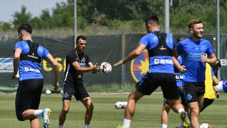 6 motive pentru care FCSB arată altfel în noul sezon! Cum s-a schimbat jocul "roș-albaștrilor" după venirea lui Toni Petrea ca principal | ANALIZĂ