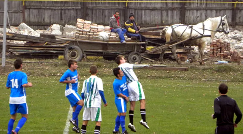 Stadionul din Câmpina,** dezmembrat de hoți în timpul meciurilor!