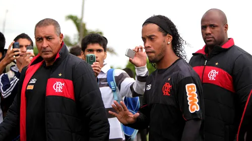 Ronaldinho, prins beat și la femei!** VIDEO Șefii lui Flamengo scot la iveală 