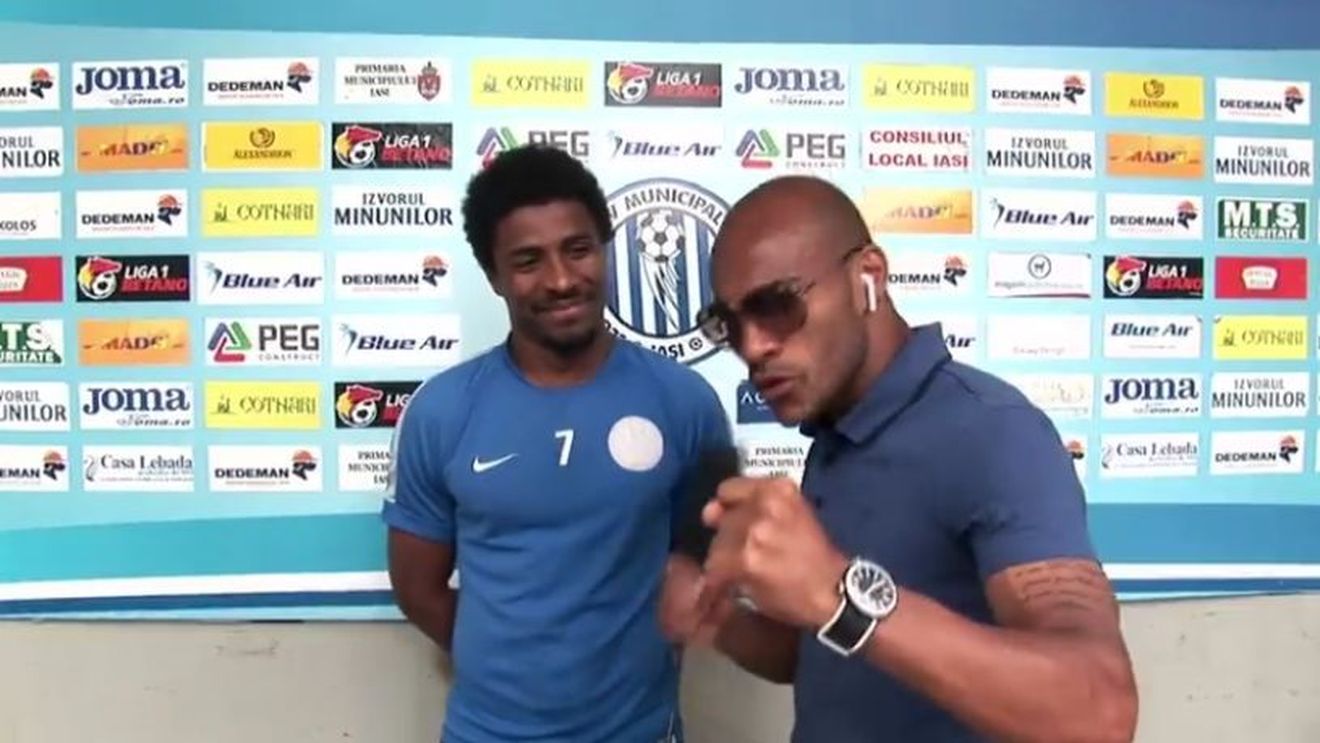 VIDEO | Un altfel de interviu! Ce iese atunci când Jo Santos e reporter și Platini răspunde: "Uniți...ăăă...vom învinge!"