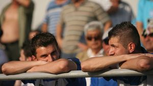 Galamaz și Bilasco, "blocați" în drumul spre Steaua**: "Au oferte din străinătate"