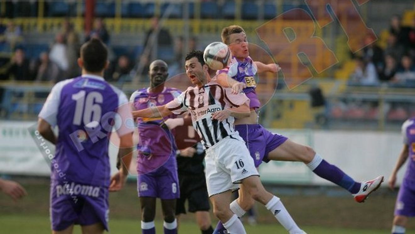 Ioan Niculae acuză: **"Timișoara a avut 11 jucători si trei arbitri, noi am jucat în nouă"