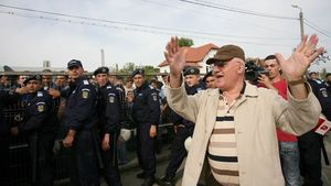 L-a scăpat de pușcărie în '90, dar acum îi dă cea mai proastă veste lui Mitică:** "E vinovat! Nu poți să dezafiliezi o echipă fără să-i dai dreptul să se apere"