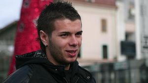 "Mi-ar plăcea să revin în țară!** Nu mă sperii de problemele de la Dinamo!