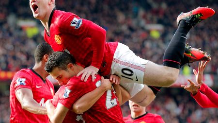 Robson: "Oferta lui Chelsea pentru Rooney e o insultă!"