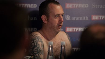 SNOOKER | Mark Williams, marele învins al optimilor la Campionatul Regatului Unit, după ce a condus 4-0: "La pauză, i-am spus tatălui meu să pregătească mașina!" Doar doi campioni mondiali au rămas în cursa pentru trofeu. Programul 'sferturilor'