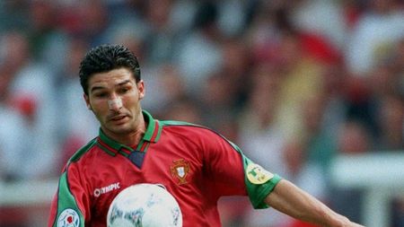 SPECIAL Campion mondial, coleg cu Figo sau Rui Costa și antrenorul lui Dalot. Totul despre Antonio Folha, antrenorul surpriză al lui CFR Cluj