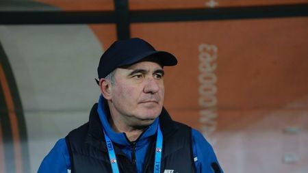 Momentul care putea schimba soarta derby-ului FCSB - Farul. De ziua lui, Gică Hagi a așteptat minute în șir decizia VAR, după ce Louis Munteanu l-a învins pe Târnovanu: cum a reacționat „Regele”