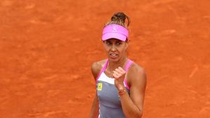 S-a terminat meciul Mihaelei Buzărnescu de la WTA Birmingham. Cum s-a descurcat în fața numărului 3 mondial