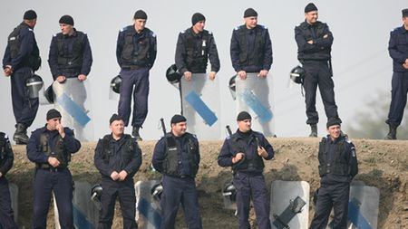 300 de jandarmi și polițiști mobilizați la "U" -Steaua! Ce trebuie să știi dacă mergi la meci