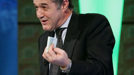 Becali: "Porumboiu e un nenorocit și un cerșetor! E supărat că i-am luat 250.000 â‚¬ la poker!"