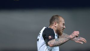 Criză financiară și de rezultate. Situația de la Astra este critică: "Nu avem bani nici de benzină, cerem de acasă ca să avem ce mânca"