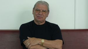 "Pițurcă a fost fricos, dar trebuie să rămână la națională"