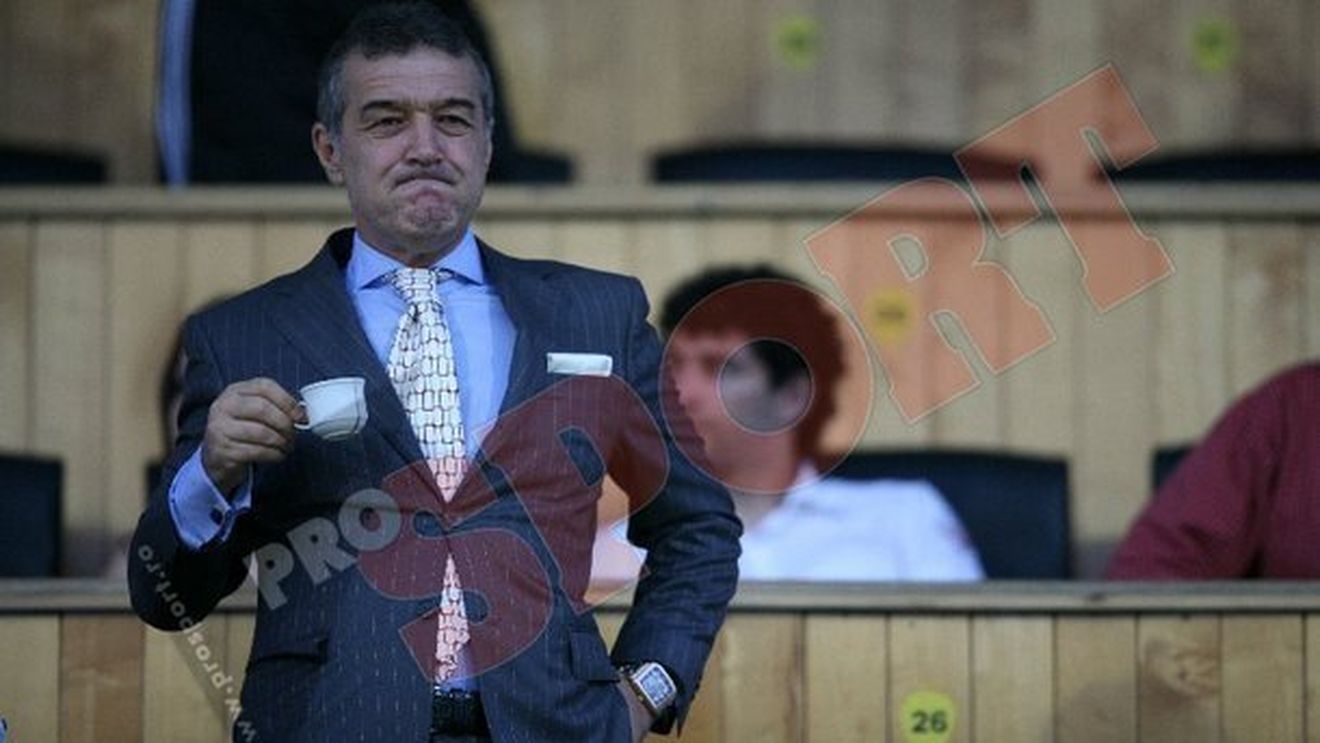 Becali a "LICHIDAT" un jucător adus acum două luni!** "Am luat 150.000 â‚¬ și am SCĂ‚PAT de el"