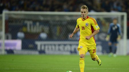 Călcâiul lui Maxim vs. călcâiul lui Ahile! Vedeta lui Stuttgart nu renunță la "floricele" în barajul cu Grecia: "Așa cred eu că e bine"