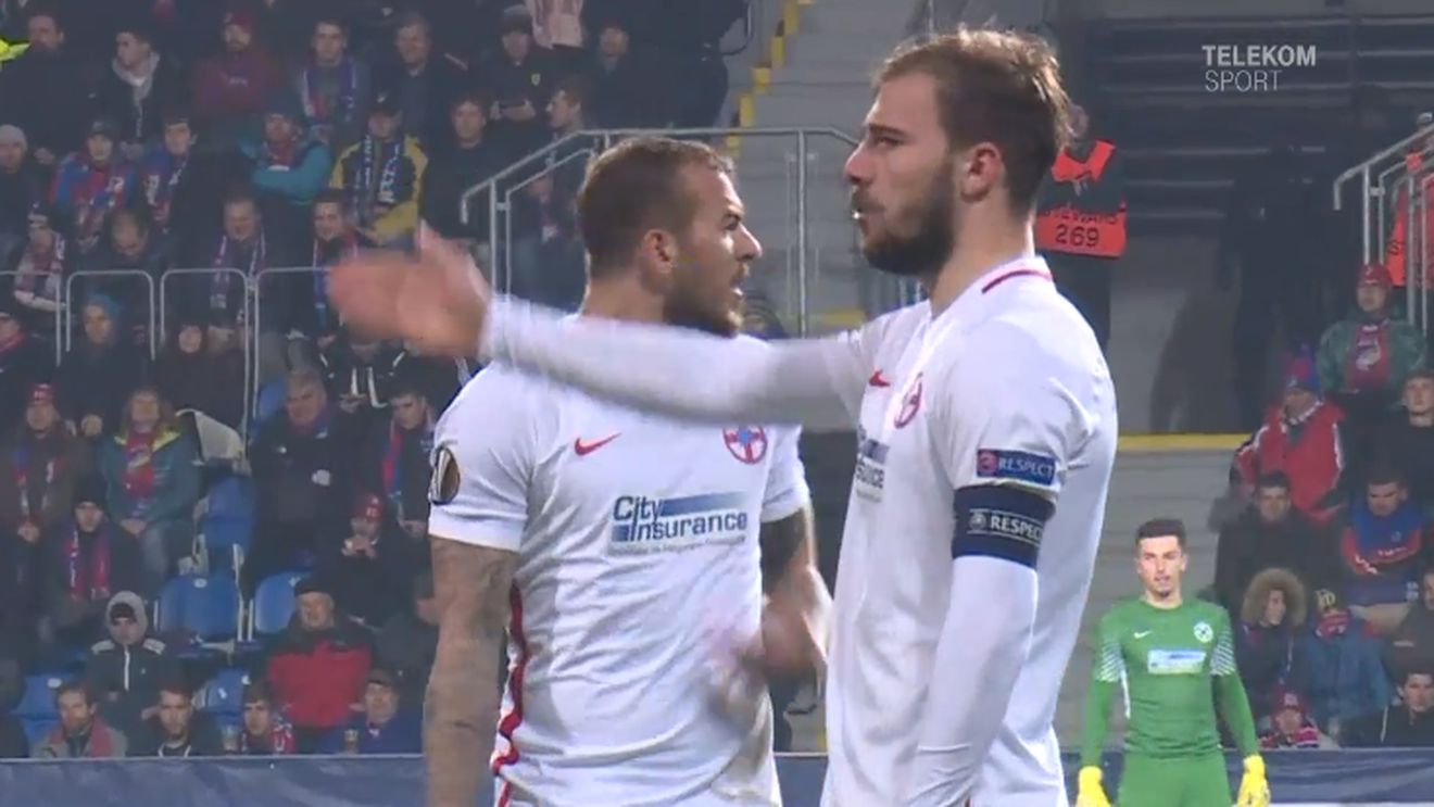 Prima reacție a lui Dică, după ce a fost înjurat de Alibec la Plzen: "Am avut o discuție cu Denis. Nu sunt primul antrenor înjurat de un jucător". "Înțepătura" antrenorului: "Asta este educația..."