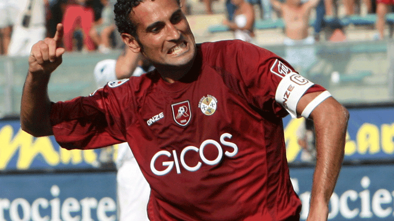 Lazio l-a transferat pe Amoruso