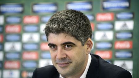 Primul succes important al lui Deaconu în fruntea CCA: "L-am convins pe Mircea Sandu să nu mai aducem arbitri străini de la anul" Singura echipă mare ce nu vrea asta: