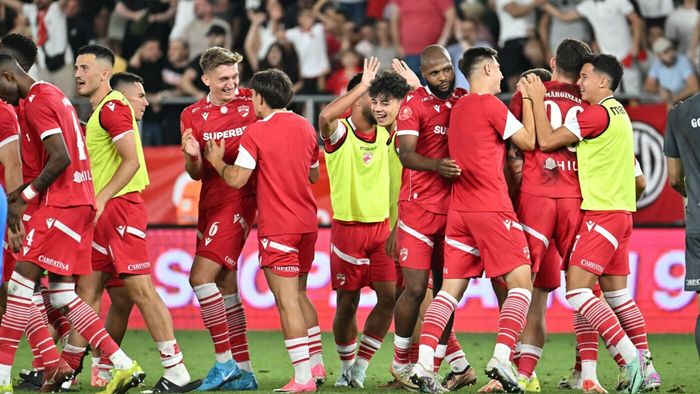 Atacantul transferat de Dinamo București a povestit cum a fost momentul când Real Madrid l-a cumpărat! Dezvăluiri despre ce a trăit în vestiarul celui mai galonat club din lume