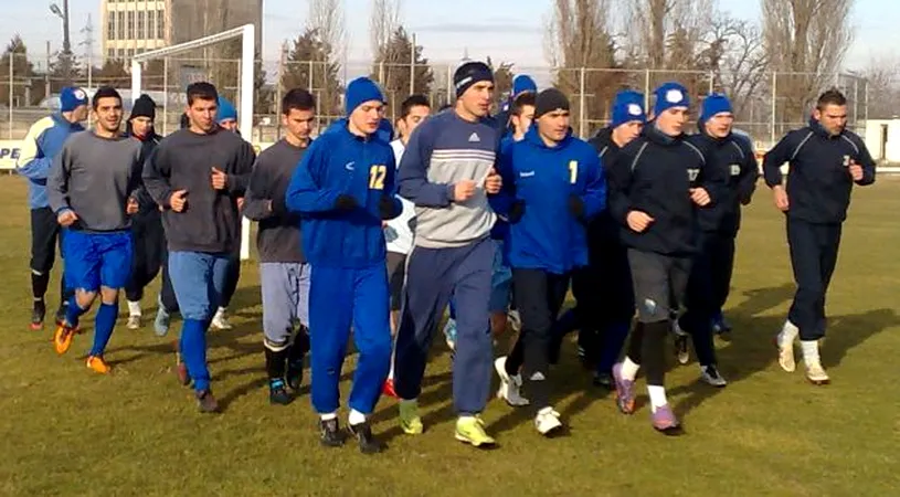 Un eșalon în minus,** două goluri în plus