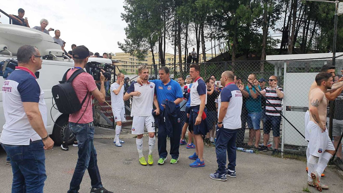 Primul jucător al Stelei care și-a anunțat plecarea după eșecul din acest sezon: "Îmi e rușine, a fost dezamăgirea vieții mele"
