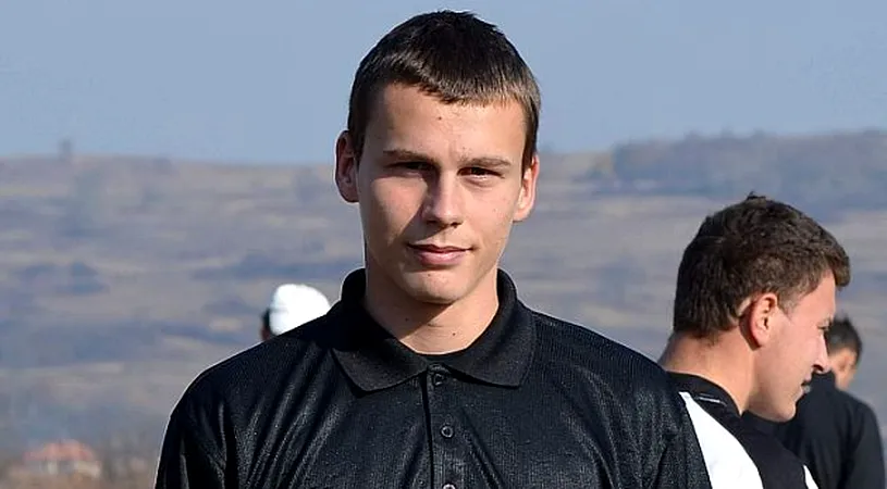 Un arbitru a vrut să bată** un om de ordine!!!