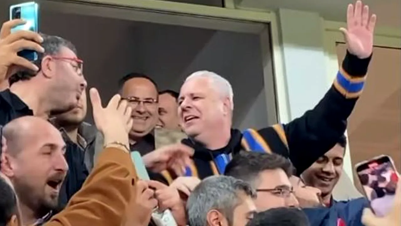 Marius Șumudică, dansuri orientale în tribune la scurt timp după ce a bifat un record negativ în Gaziantep - Rizespor 2-0! Fanii echipei gazdă și-au scos telefoanele și au început să-l filmeze | VIDEO