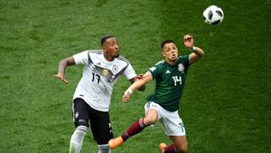 Germania pe modul Low! Mexicanii au dereglat "mașinăria" nemțească. Lozano a dat lovitura, după un contraatac, și a făcut o națiune fericită. Cronica meciului  