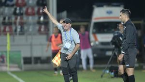 Hagi, dezamăgit de oamenii de la care aștepta mai mul: "Săracul de mine, joc un fotbal de doi lei! Am văzut că unii îmi fac și echipa". Ce l-a supărat pe "Rege"