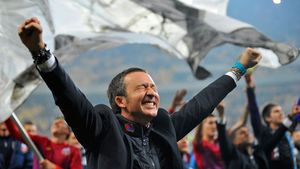 Același nume, dar o altă mentalitate!** Tudorel Stoica îl "termină" pe managerul Stelei pentru bucuria de după derby: "Face clubul de râs"