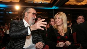 Țiriac cere să-i fie verificate afacerile după ce numele său a apărut în dosarul Elena Udrea