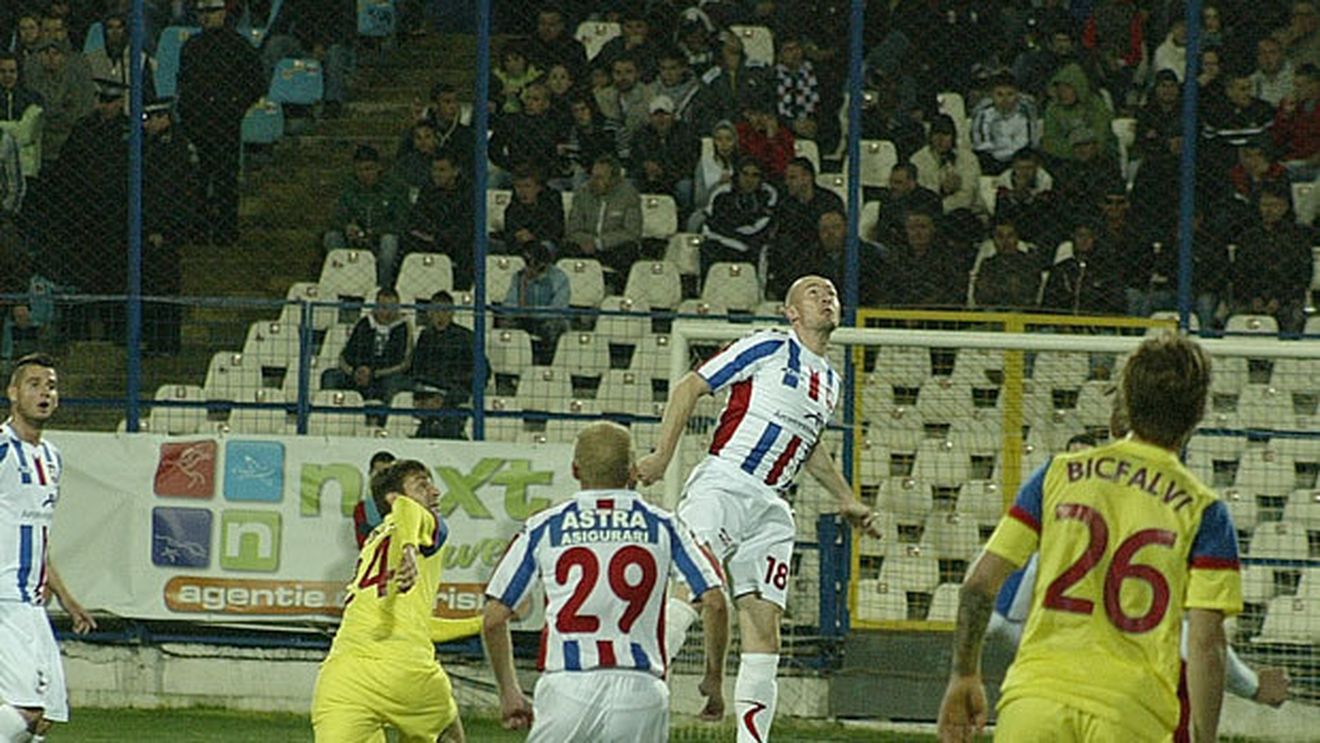 Rusescu nu face o tragedie din faptul că a fost înlocuit:** "Bine că au câștigat colegii meciul"