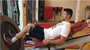 Marica s-a enervat pe o senatoare din Parlamentul României: "A făcut un adevărat circ pe tema interzicerii fumatului. Ce urmează, să împarță țigări în școli?"