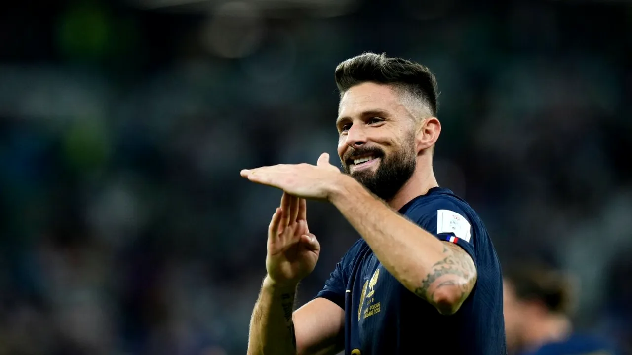 Ce simbolizează gestul făcut de Olivier Giroud după ce l-a depășit pe legendarul Thierry Henry în topul marcatorilor Franței! Mesajul îi este adresat lui „Titi”