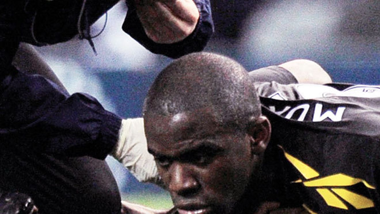 MIRACOL: Muamba vorbește!** Jucătorul lui Bolton a reușit să articuleze câteva cuvinte 

