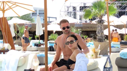 Cristi Pulhac, gesturi tandre cu Raluca pe o plajă exclusivistă din Mamaia! Soția fostului jucător de la Dinamo este posesoarea unui trup de invidiat | FOTO & VIDEO EXCLUSIV