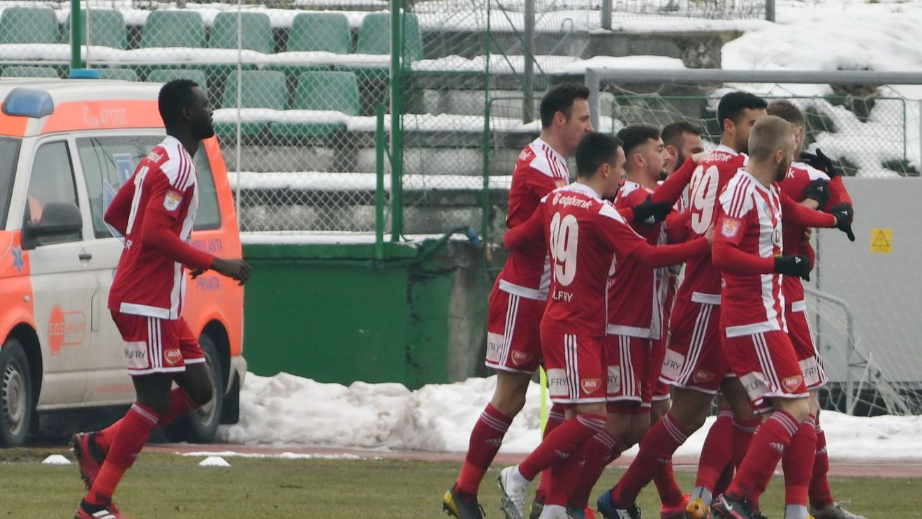 Focar de COVID-19 la Sepsi OSK. Meciul cu Campionii FC Argeș a fost amânat, Attila Hadnagy se teme și pentru jocul cu Poli Iași: ”E groasă!”