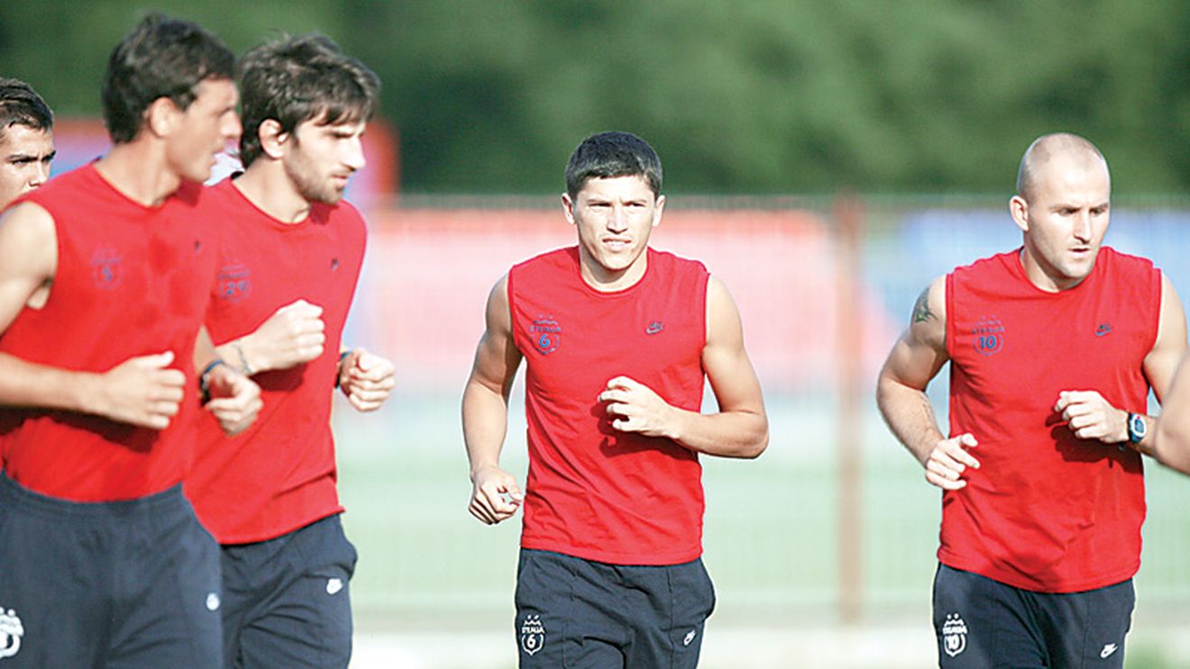 VEZI AICI** de ce are Tănase interzis la "vraci"