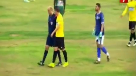 VIDEO | L-au înjurat până a început să plângă. Situația incredibilă în care a fost pus un arbitru, chiar de Crăciun